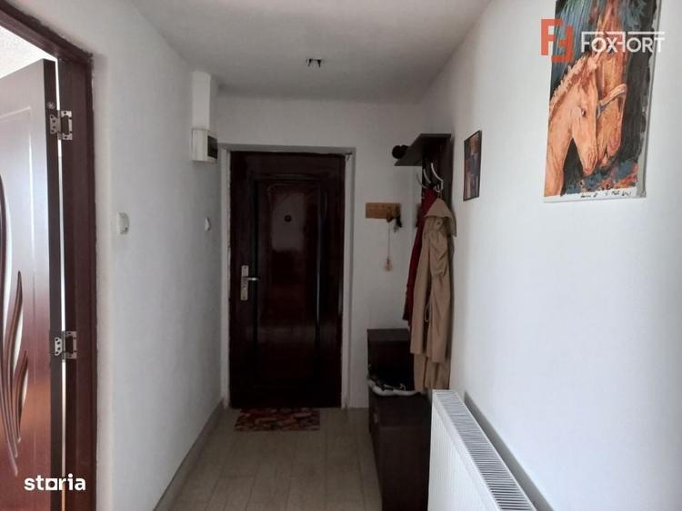 Apartament cu 2 camere în Remetea Mare