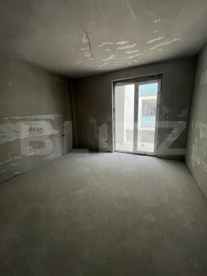 Apartament cu 2 camere semidecomandat în Independenței