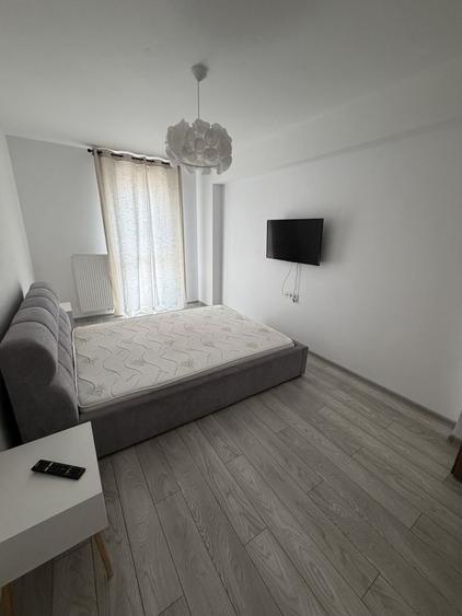 Apartament cu 2 camere decomandat în Exterior Vest