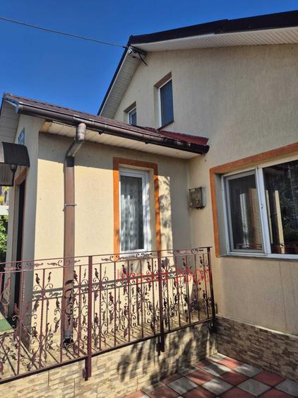 Casă cu 4 camere cu Canalizare în Valu lui Traian