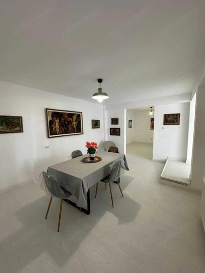 Casă cu 8 camere cu Teren 252 Mp în Ultracentral