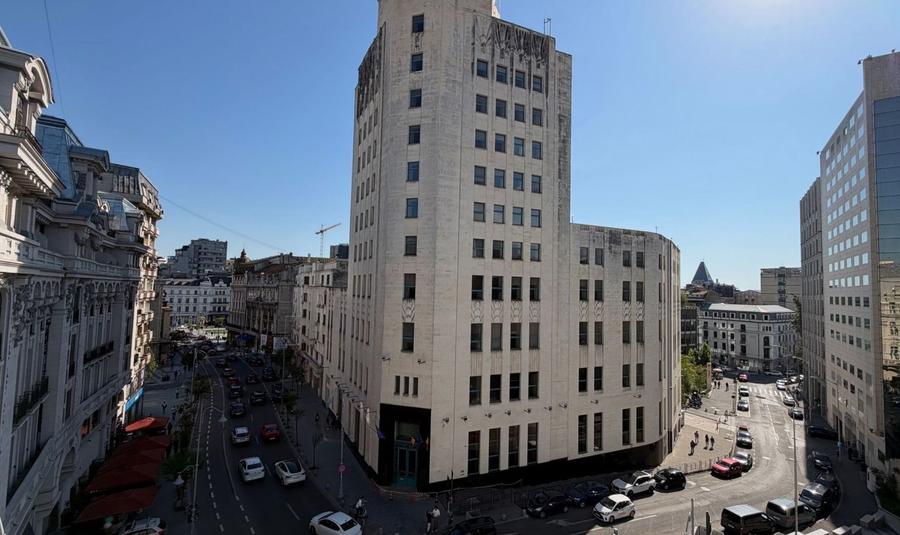 Proprietate specială, de 167 mp, în P-ța Universității