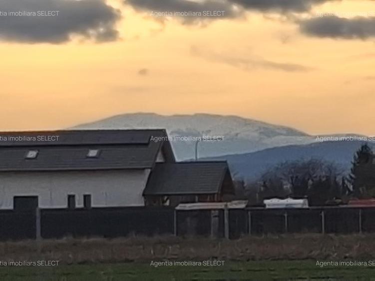 Teren Construcții intravilan de 500 mp, în Stupini