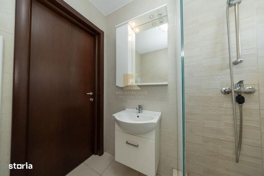 Apartament cu 3 camere semidecomandat în Ultracentral