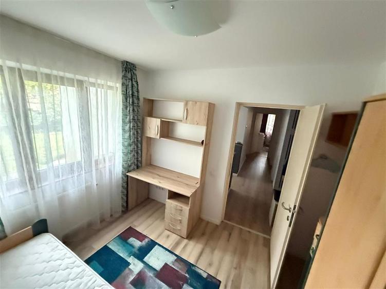 Apartament cu 4 camere decomandat în Ultracentral