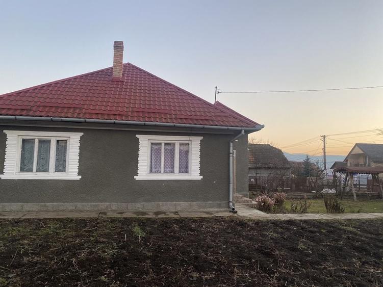 Casă cu 3 camere în Livada (Iclod)