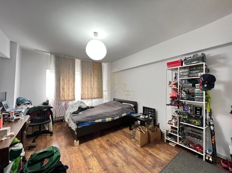 Apartament cu 4 camere decomandat în Mănăștur