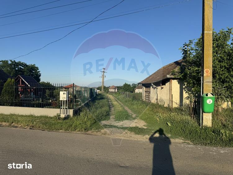 Teren de 2263 mp, în Jucu
