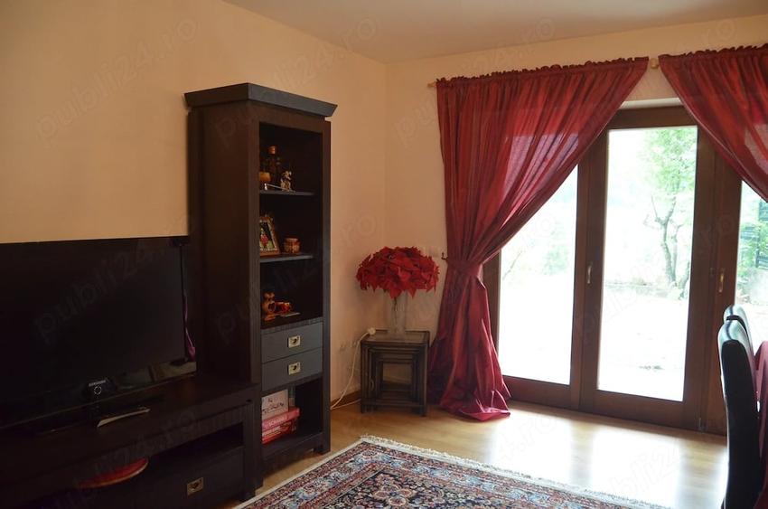 Casă cu 1 camere cu Teren 1627 Mp în Poiana