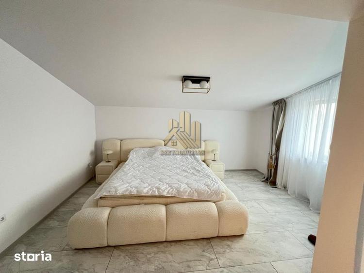 Casă cu 4 camere cu Teren 440 Mp în Central