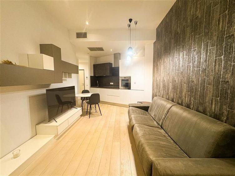 Apartament cu 2 camere decomandat, mobilat în Herăstrău