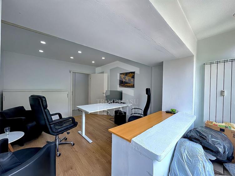 Apartament cu 3 camere decomandat în Decebal
