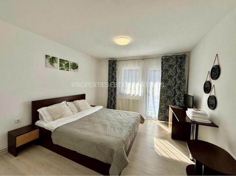 Casă cu 4 camere în Clăbucet