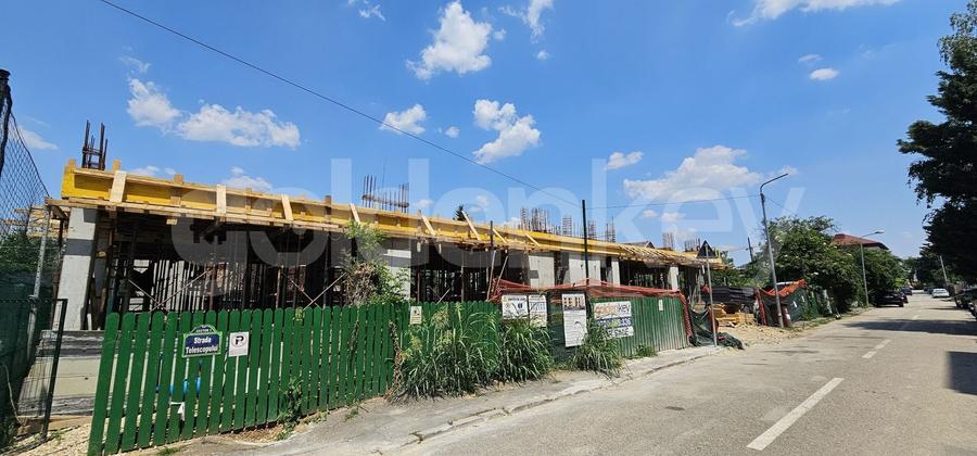Apartament cu 4 camere semidecomandat în Aviației