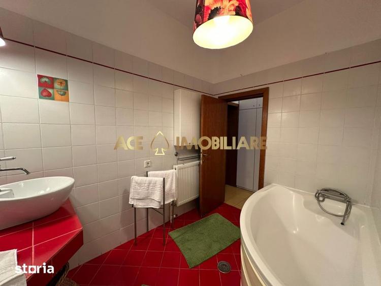 Casă cu 4 camere cu Teren 195 Mp în Vitan