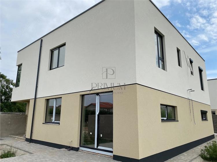Casă cu 4 camere cu Teren 90 Mp în Giroc