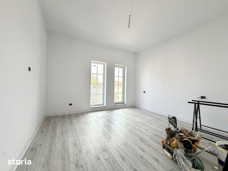 Casă cu 3 camere cu Teren 290 Mp în Sânandrei