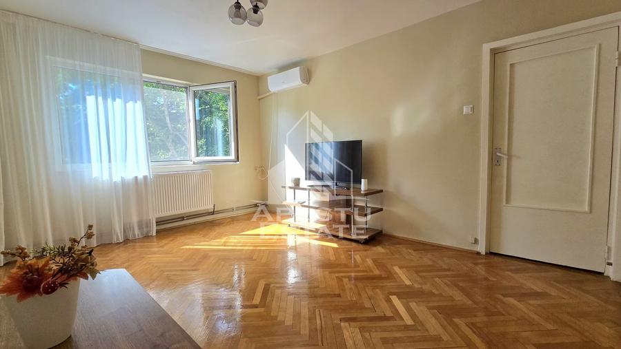 Apartament cu 2 camere, etaj intermediar, centrala proprie, zona Dacia - 1
