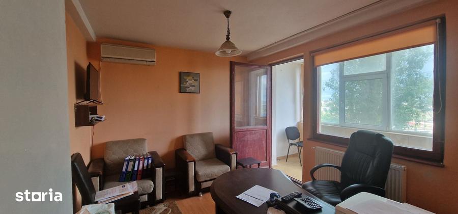 Apartament cu 3 camere în Gara