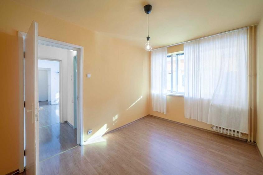 Apartament cu 2 camere semidecomandat în Drumul Taberei
