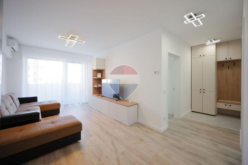 Apartament cu 2 camere semidecomandat, mobilat în Iosia-Nord
