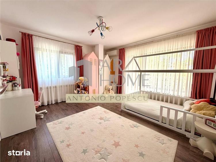 Casă cu 4 camere cu Teren 330 Mp în Blejoi