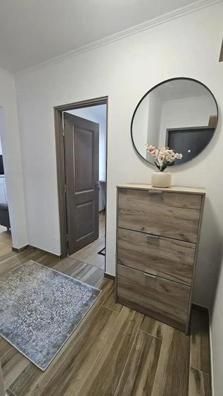 Apartament cu 2 camere semidecomandat în Gojdu