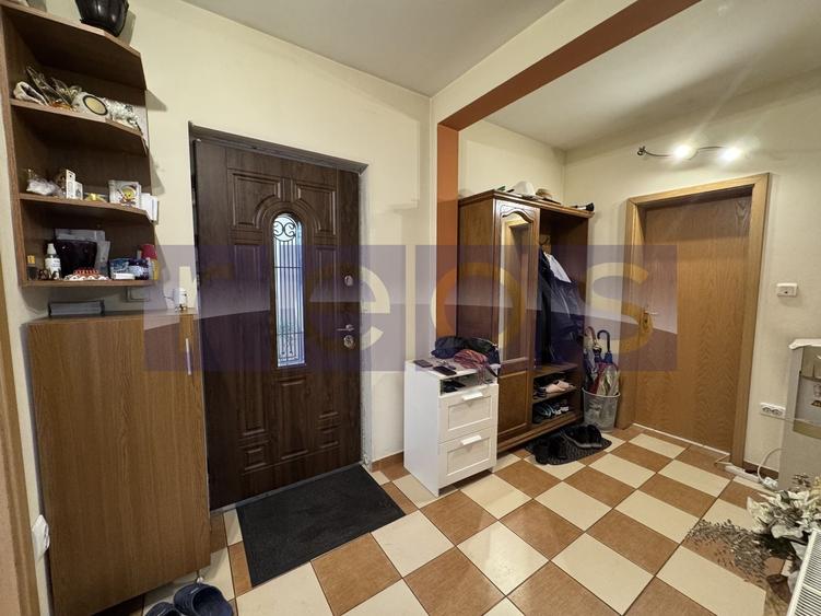Casă individuală cu 4 camere cu Canalizare în Chitila