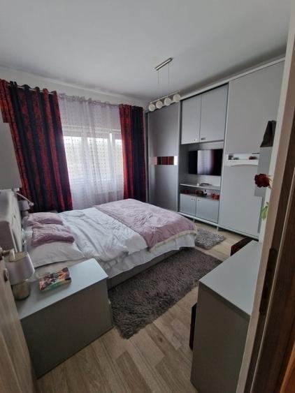 Apartament cu 3 camere decomandat în Copou