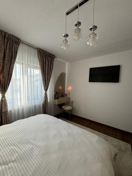 Casă cu 4 camere în Preajba