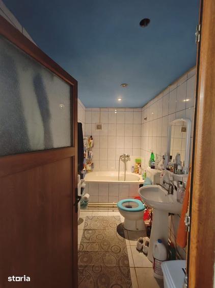 Apartament cu 2 camere în Badea Cârțan