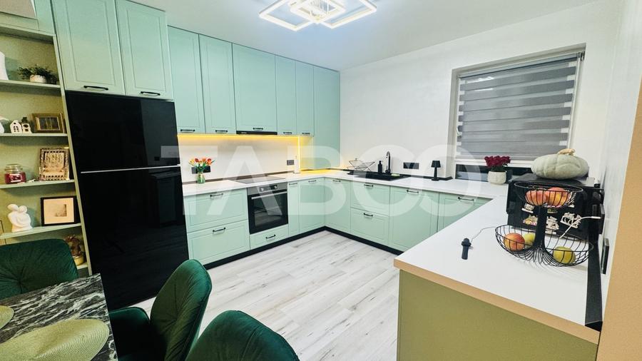 Apartament cu 3 camere decomandat, mobilat în Șelimbăr