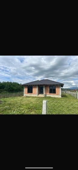 Casă cu 3 camere în Unirea