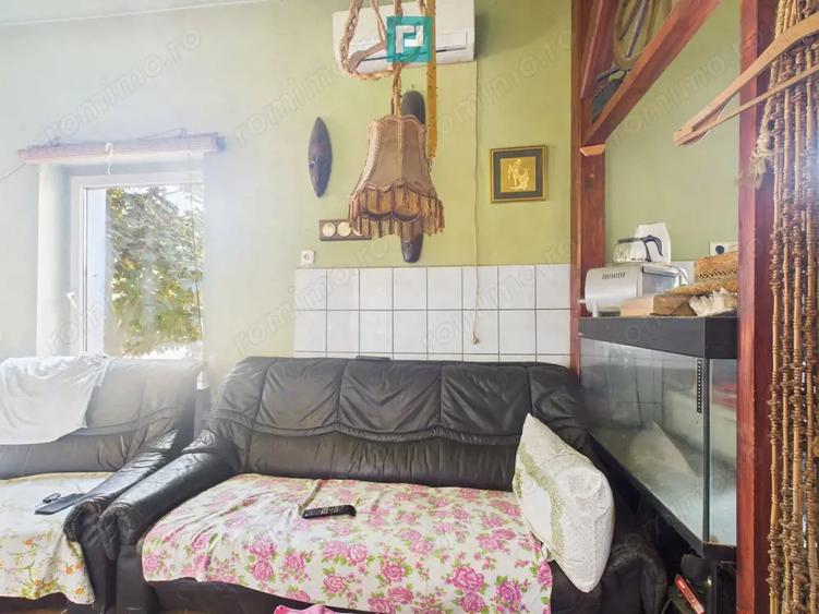 Casă cu Teren 693 Mp în Lunei