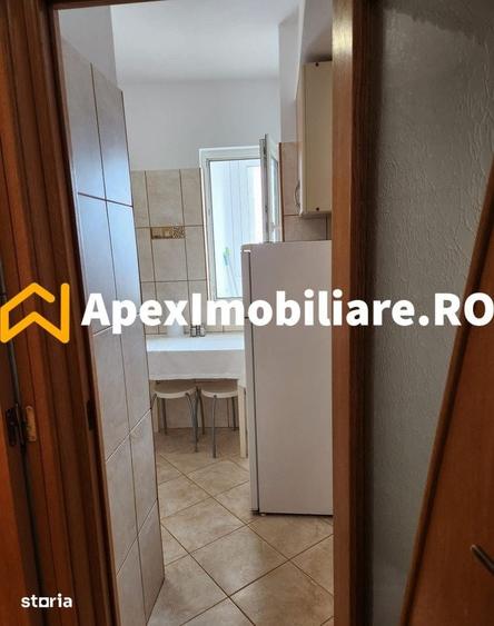 Garsonieră decomandată în Gara de Nord