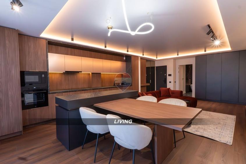 Apartament cu 3 camere decomandat, mobilat în Ultracentral