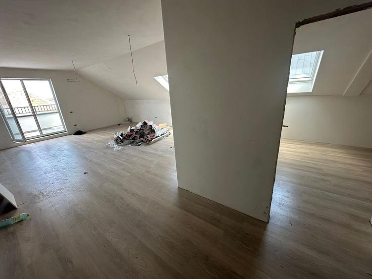 Apartament cu 2 camere decomandat în Freidorf