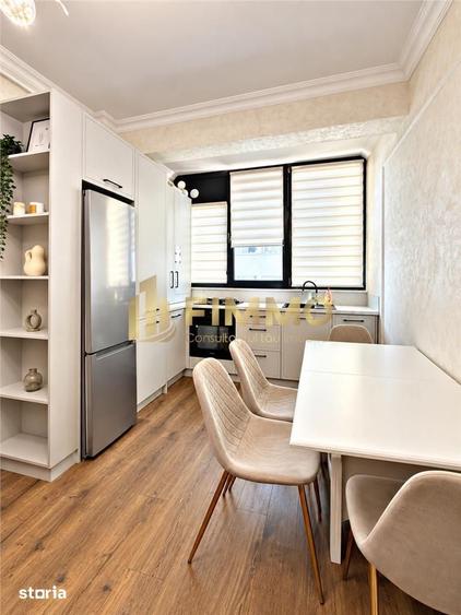 Apartament cu 3 camere semidecomandat în George Enescu