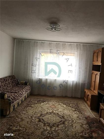 Casă cu 5 camere cu Teren 500 Mp în Stupini