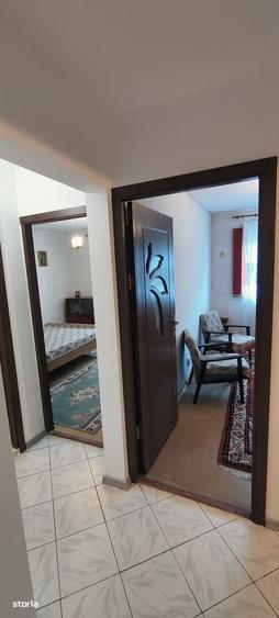 Apartament cu 3 camere decomandat, mobilat în 1 Mai