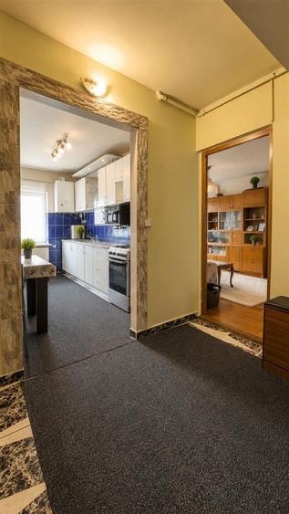 Apartament cu 4 camere semidecomandat în Baciu