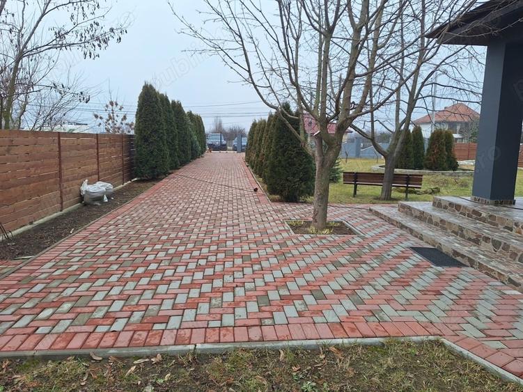Casă cu 4 camere cu Teren 1453 Mp în Sculeni