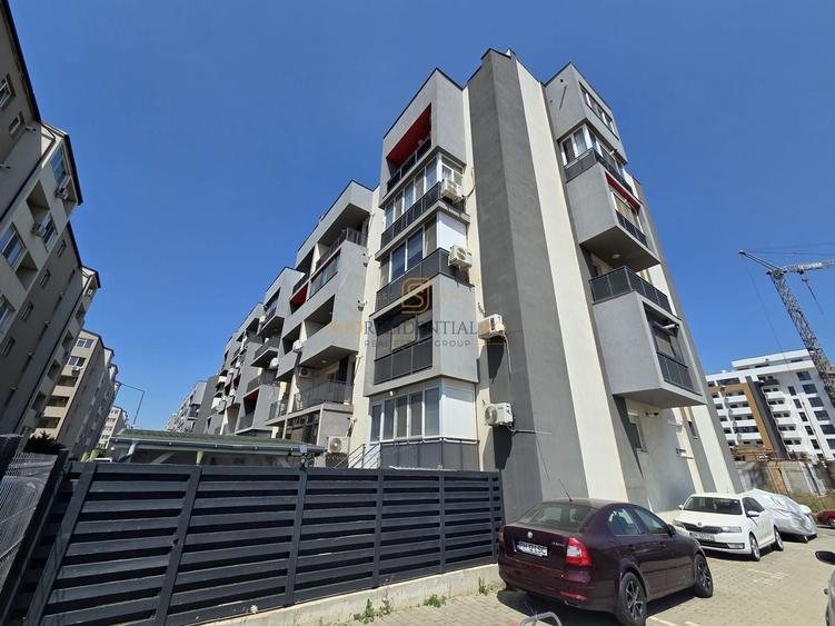 Apartament cu 2 camere decomandat, mobilat în Sud