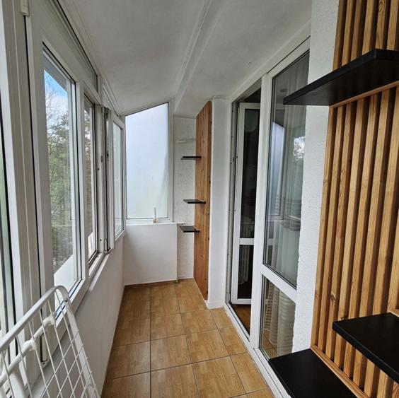 Apartament cu 2 camere semidecomandat în Titan