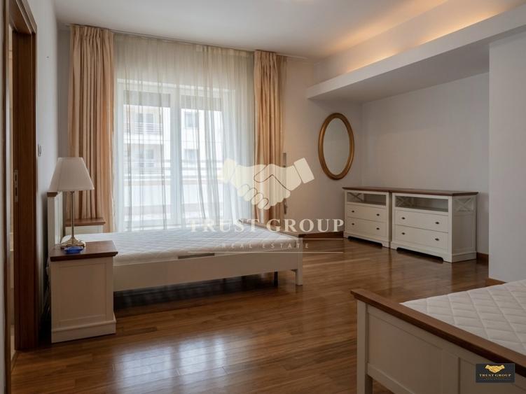 Apartament cu 5 camere decomandat în Grădina Icoanei