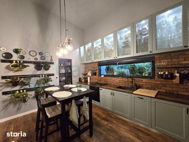 Casă cu 5 camere cu Teren 650 Mp în Central