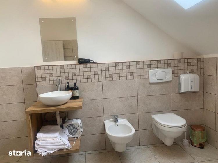 Casă cu 5 camere cu Teren 277 Mp în Central