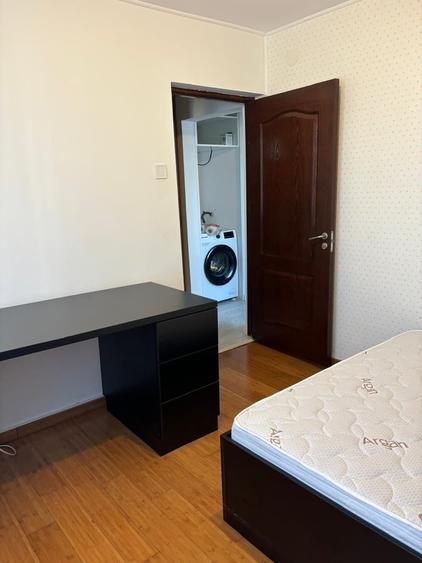 Apartament cu 3 camere decomandat în Chișinau