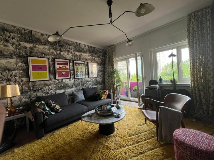 Apartament cu 3 camere semidecomandat în Ultracentral