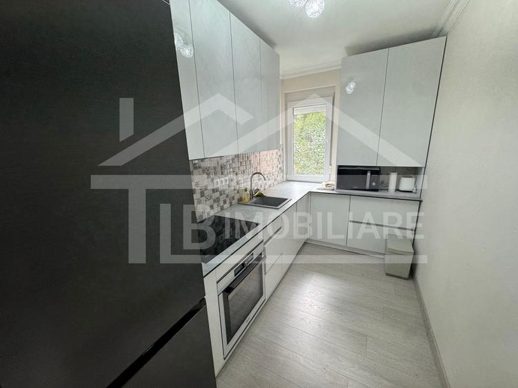 Apartament cu 3 camere decomandat în 7 Noiembrie